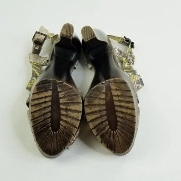 Carlos 8M Womens Cavort Platform Gladiator Yellow Animal/Snake Print Ankle Strap - Picture 11 of 12